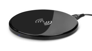 Illustration for article titled Deals: A Smarter Security Camera, Wireless Charging, 4K Everything
